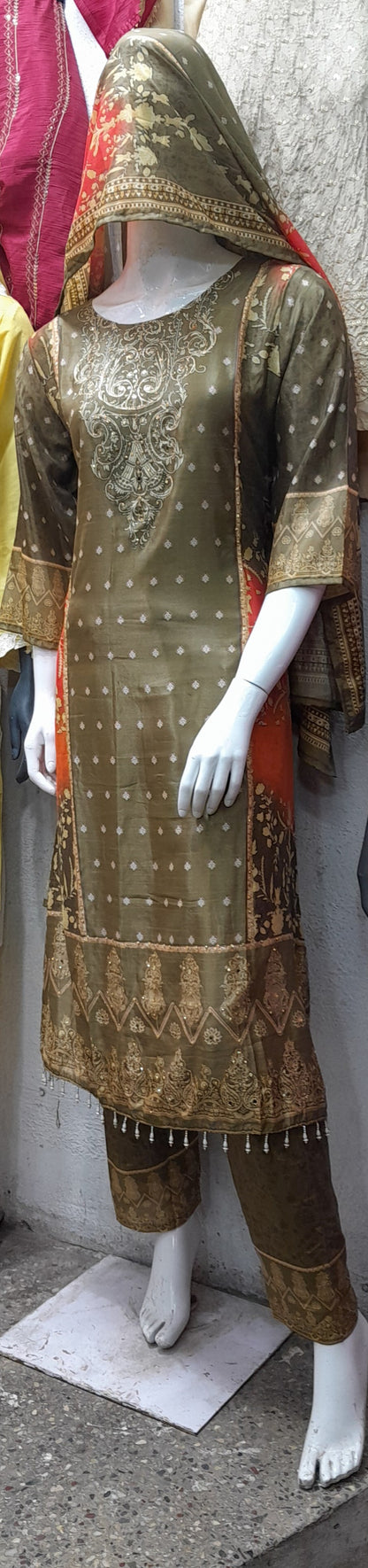 Green Aura Tassel Ensemble